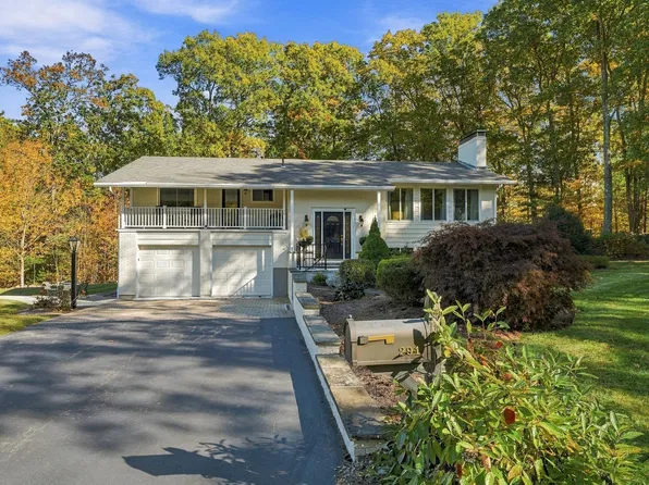 291 Morris St, Southbridge, MA 01550