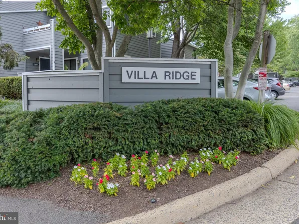 11017 Villaridge Ct, Reston, VA 20191