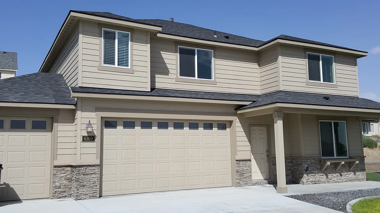 6109 Turf Paradise Dr photo 1