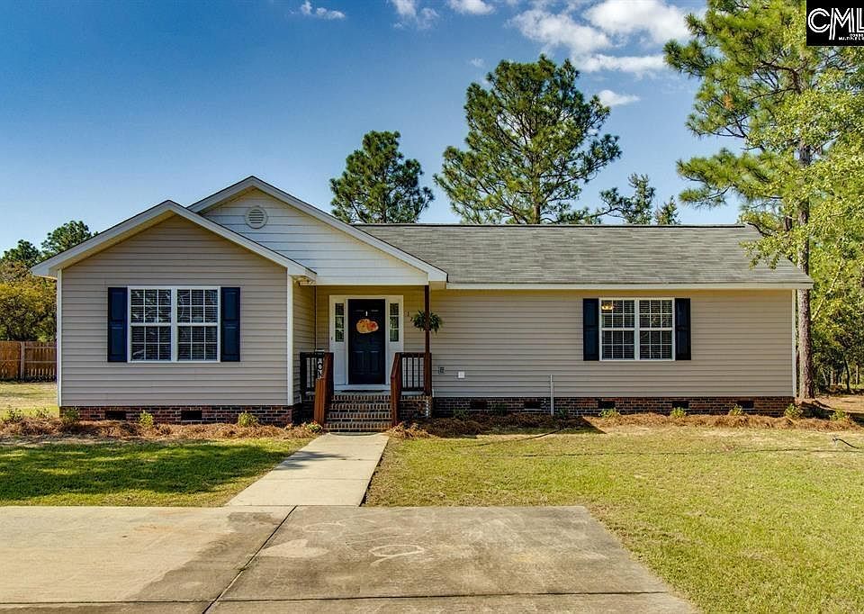 1st image of 121 Miller Woods Trl
