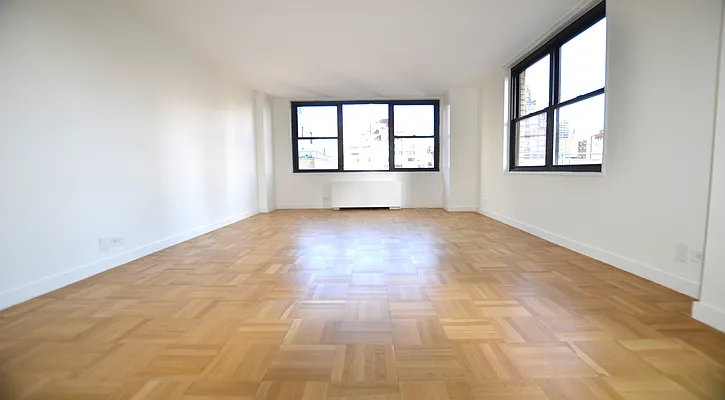 Rented by Manhattan Realty Group | media 21