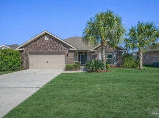 2470 Bentley Oaks Dr, Cantonment, FL 32533