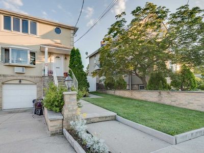 14916 19th Ave, Flushing, NY, 11357
