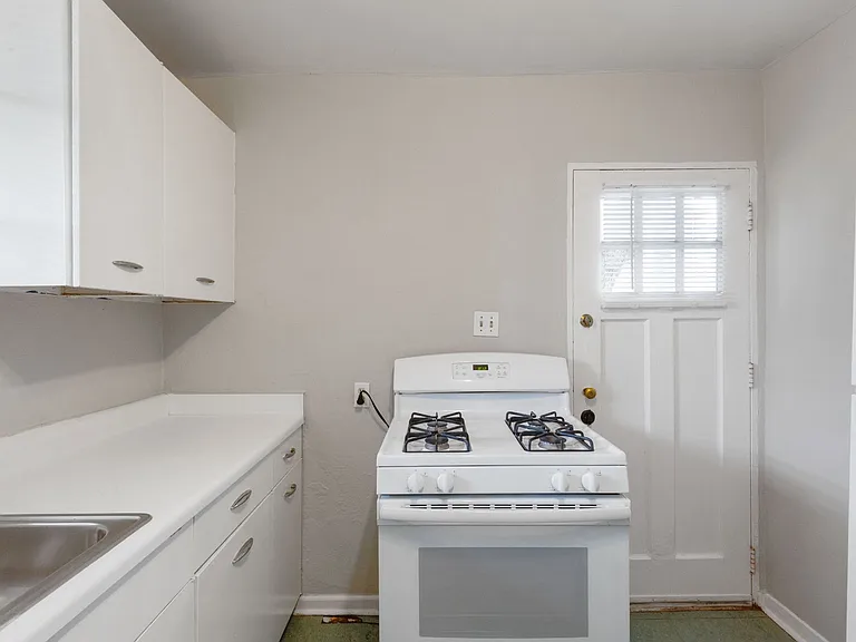 3809 Maplewood Ave #A — Photo 5