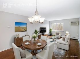 905 Burnside Ave