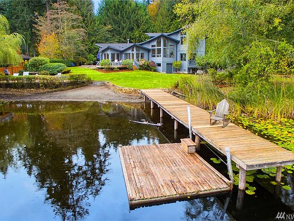 5th image of 2214 W Beaver Lake Dr SE