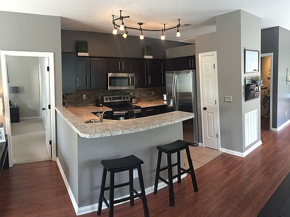 5th image of 401 Lucille Dr