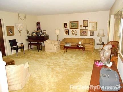 Extra large living room. Piano is negotiable.