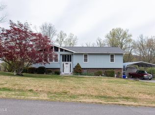 314 S Apache Rd, Clinton, TN 37716