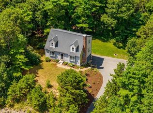 3 Morning Mist Ln, Bourne, MA 02532