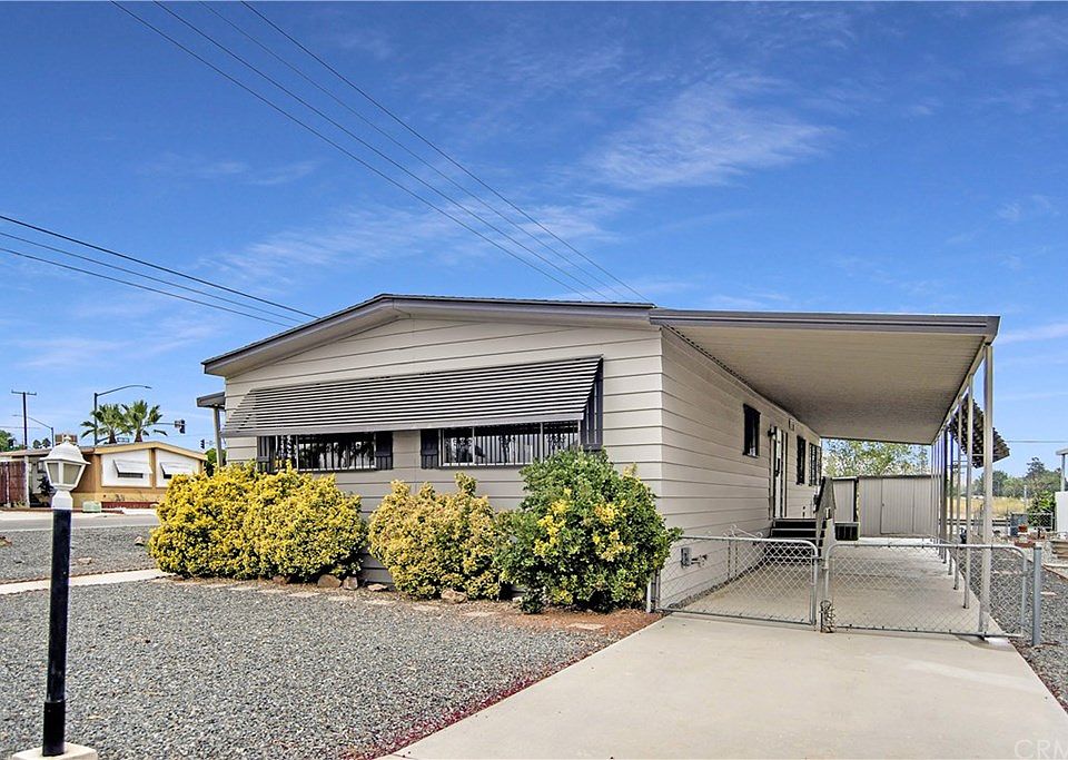 1st image of 30999 Silver Palm Dr