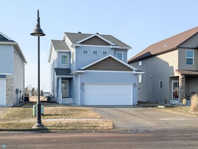 5432 49th Ave S, Fargo, ND, 58104