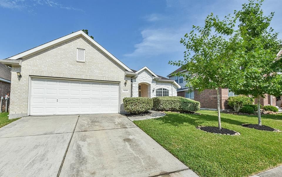 1st image of 17615 Sierra Creek Ln