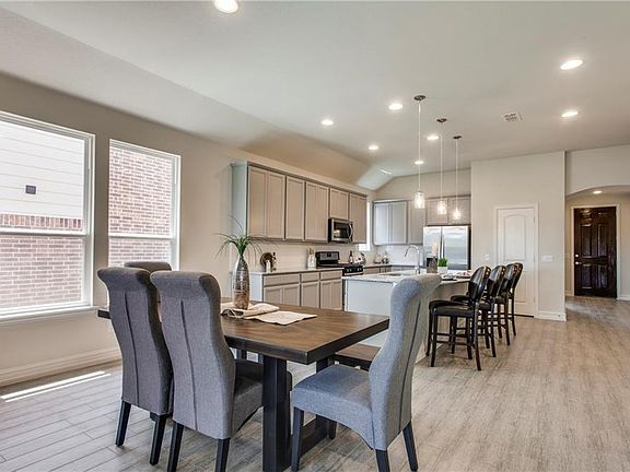 4th image of 2624 Strand Ln