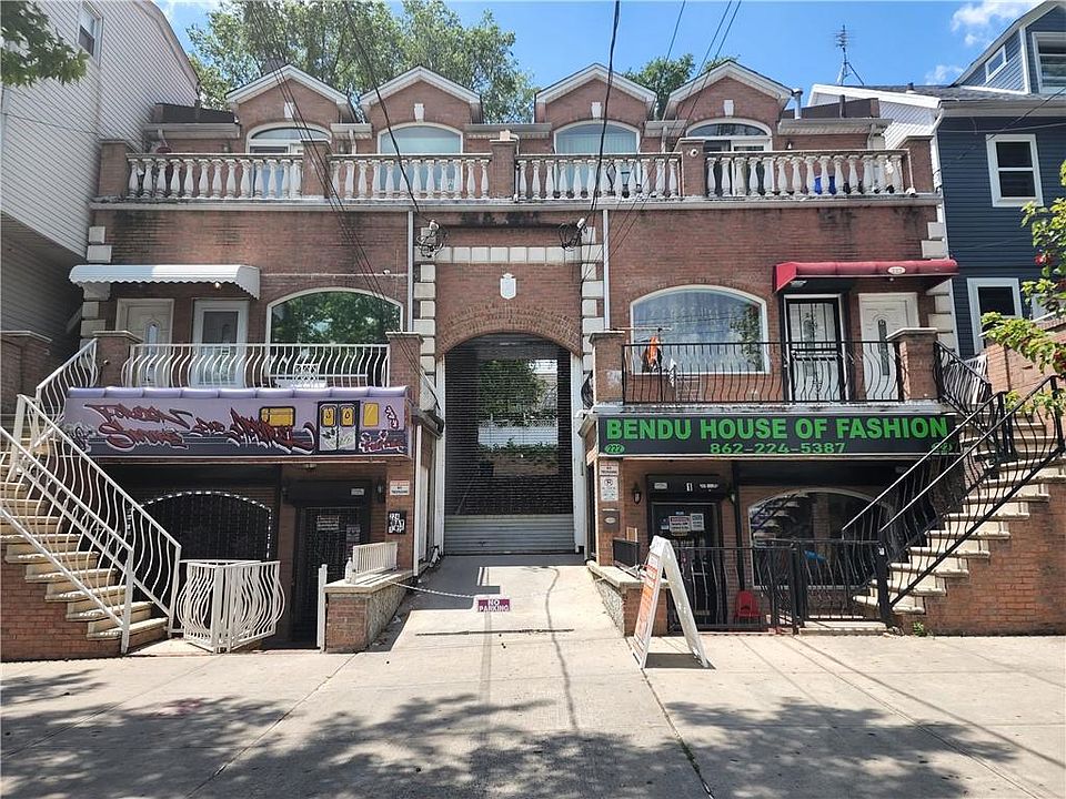 1st image of 222 Bay St #224