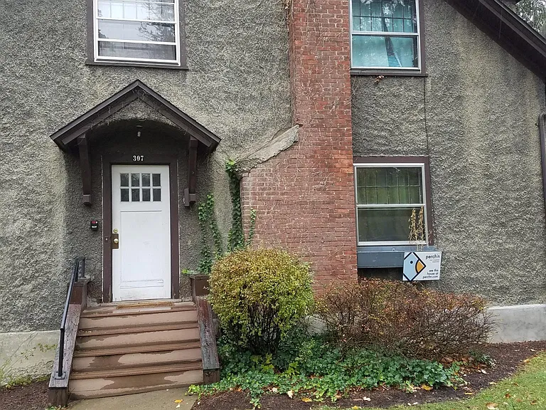 307 Wait Ave — Photo 3