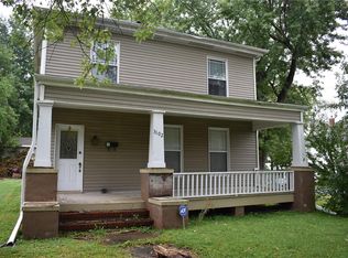 3102 Saint Marys Ave, Hannibal, MO 63401