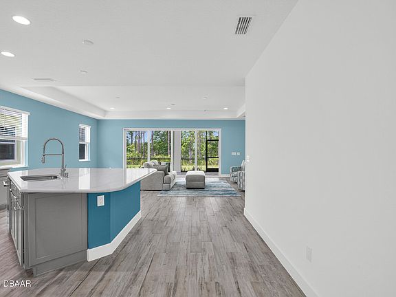 2nd image of 821 Bama Breeze Dr