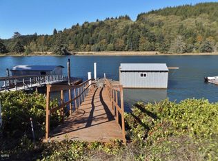 4259 E Alsea Hwy, Waldport, OR 97394