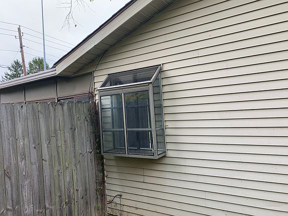 4th image of 3801 N Vienna Woods Dr