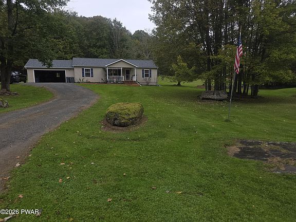 2nd image of 729 Hemlock Rd