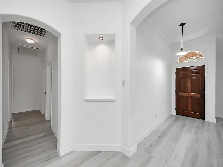 10850 White Oak Point Ct — Photo 16