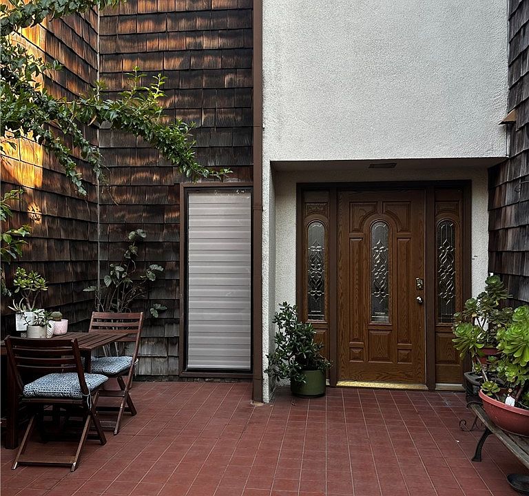 1st image of 9434 Friendly Woods Ln