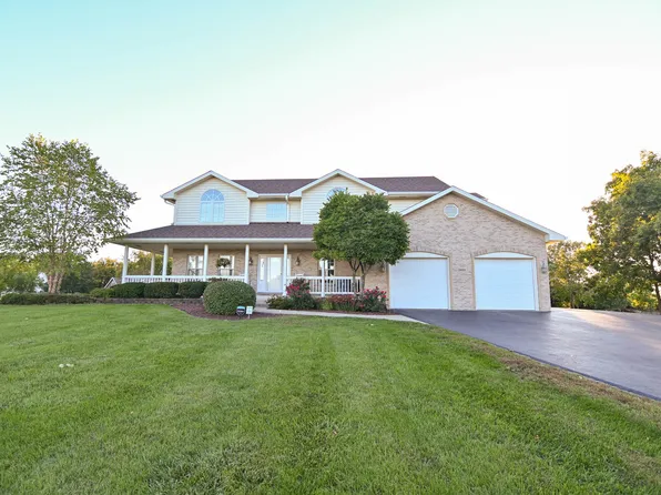 39600 N Nature Ct, Wadsworth, IL 60083