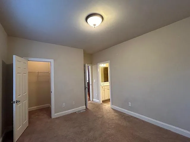 343 Ashleigh Walk Pkwy — Photo 14