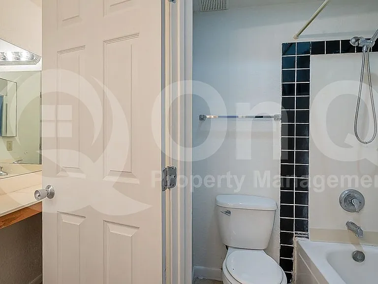 216 E Pastime Rd — Photo 8