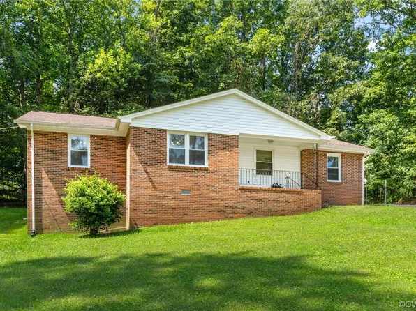 5817 Middle Rd, Prince George, VA 23875