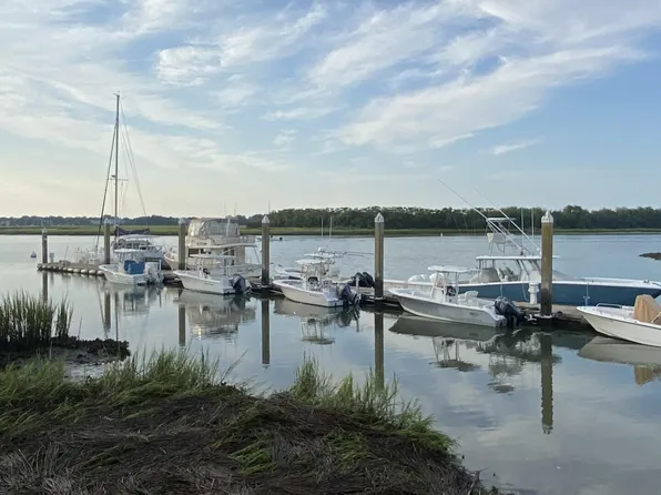 An2 Tolers Cove Boat Slip Dr, Mount Pleasant, SC 29464