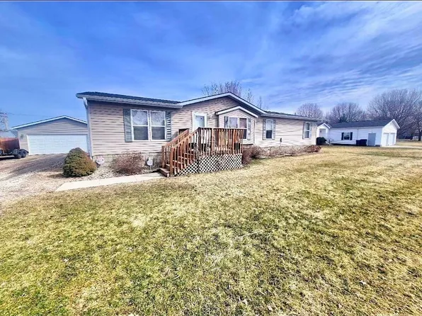 116 3rd St S, Gaylord, MN 55334