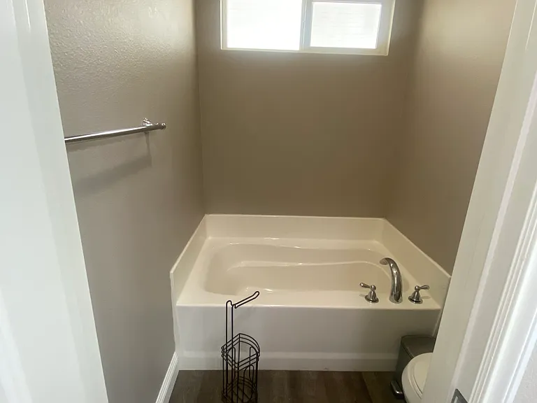 25801 Collin Dr — Photo 10