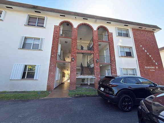 2nd image of 2200 Taylor Street #104