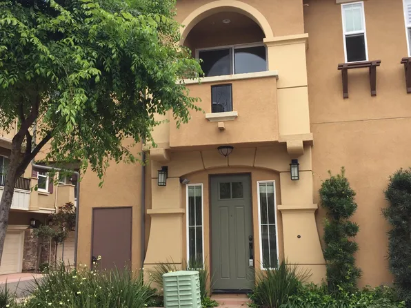 2173 Cosmo Way, San Marcos, CA 92078