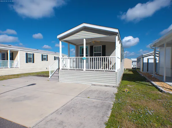 10354 Smooth Water Dr #206, Hudson, FL 34667