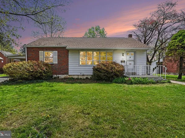 302 E Coover St, Mechanicsburg, PA 17055
