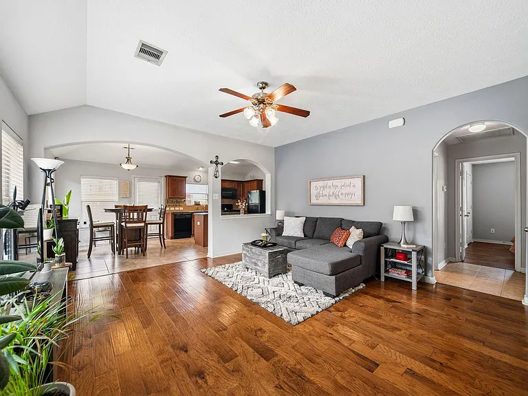 3414 Oaklawn Place Dr — Photo 3
