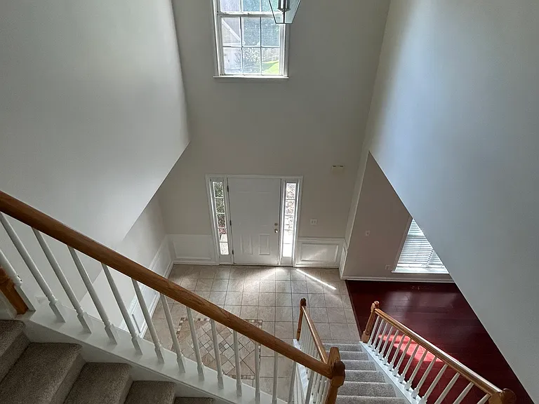 180 Sessingham Ln — Photo 22
