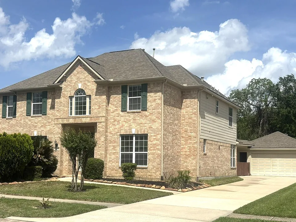 19538 Piney Lake Dr