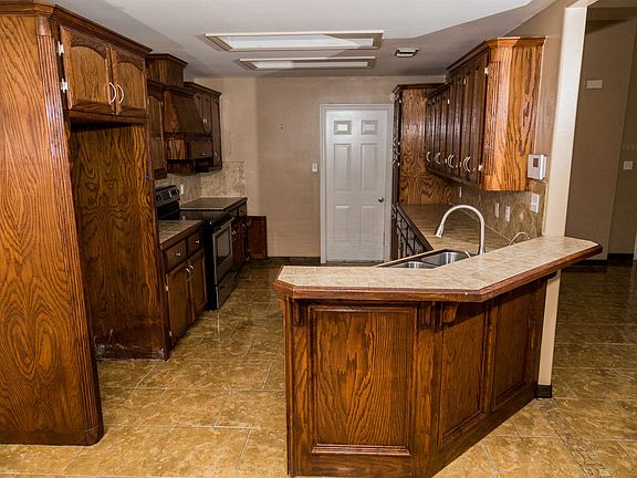 4th image of 3404 Sanoma Dr