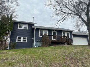 718 W 8th St N, Newton, IA 50208
