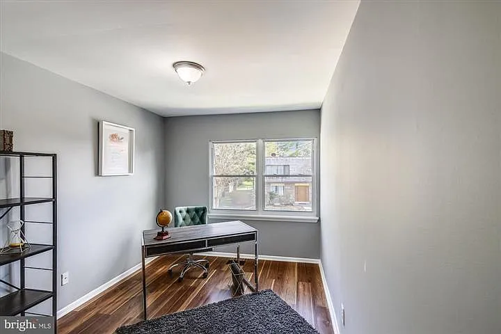 324 W Deer Park Rd — Photo 19