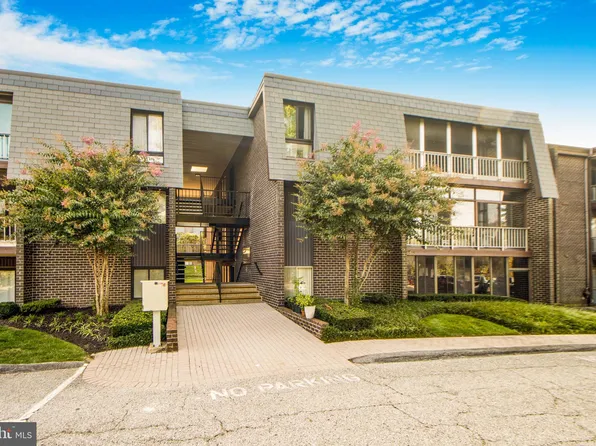 27 Stonehenge Cir APT 2, Baltimore, MD 21208