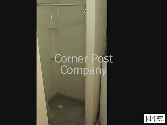 3rd image of 304 Graceland Dr SE
