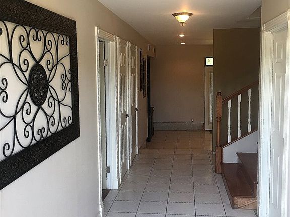 3rd image of 306 Salamanca Ave