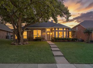 1510 Palisades Dr, Carrollton, TX 75007