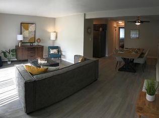 6719 Park Ln APT 6, Westmont, IL 60559