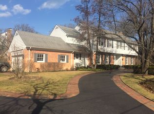 855 Mount Pleasant St, Winnetka, IL 60093